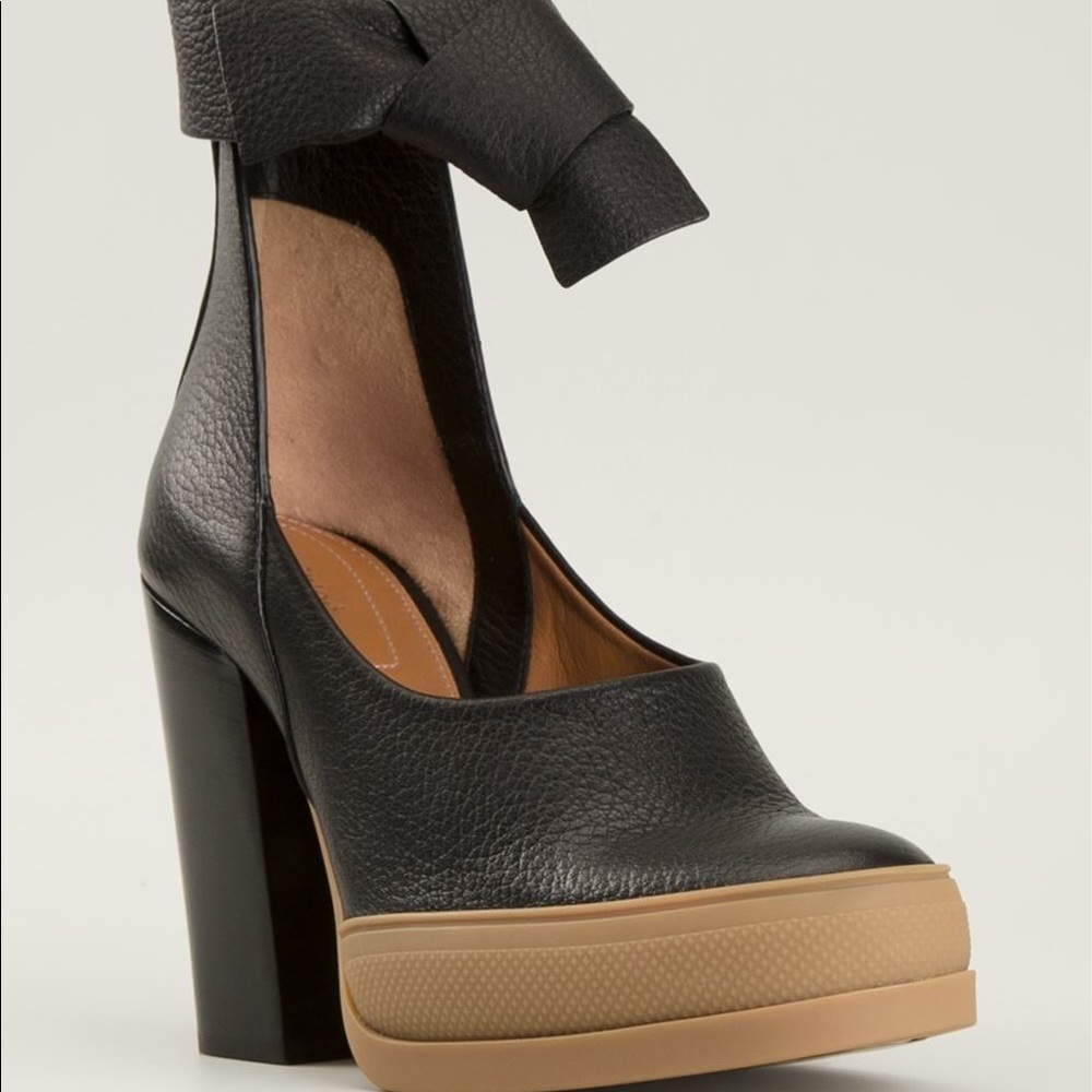 Chloe rubber sole pumps